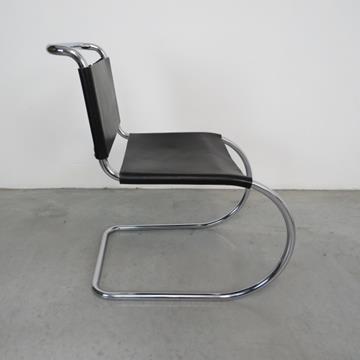 MR10 Chair -  Ludvig Mies van der Rohe